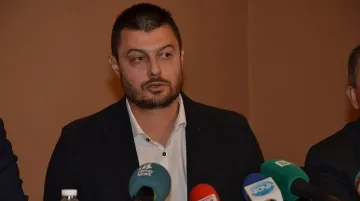 Бареков поиска "Чисти ръце" и за бизнеса
