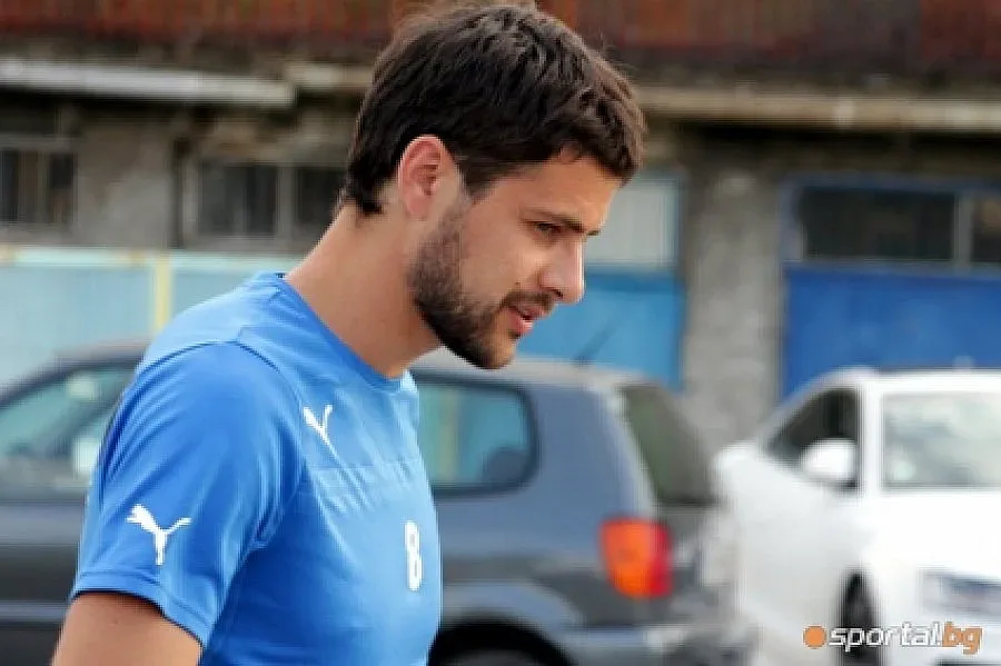 Генков тръгна от "Левски" без иск