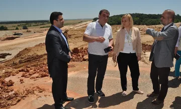 Караме по част от АМ „Марица“ чак през март 2015 година