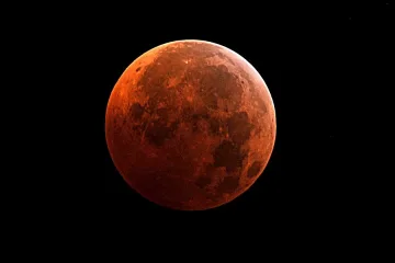 НАСА тества летяща чиния за Марс