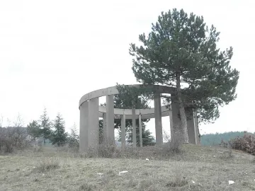 Кмет и съветници срещу застрояване на парк в Благоевград