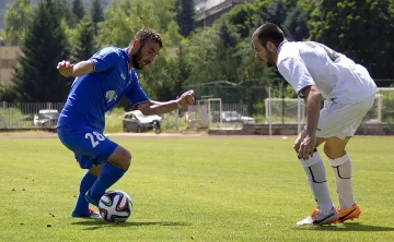 "Левски" извъртя 1:1 без треньора