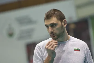 Шефът на Соколов влиза във футбола