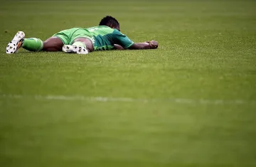 Нигерийците не тренират, искат си парите 