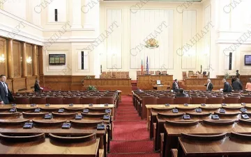 Кворум от ден до пладне