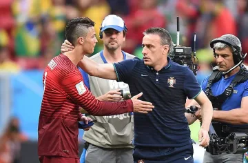 Пауло Бенто остава начело на Португалия