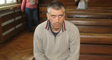 Сестрата на Пламена в приемно семейство