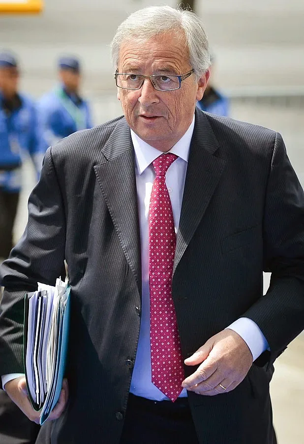 Камерън губи битката срещу Юнкер