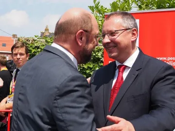 Станишев: Не може ЕК да кара по инерция