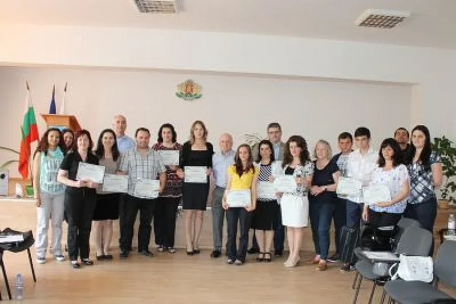 Сертификати по предприемачество получиха 25 млади ардинци