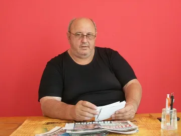 Кмет гигант прави кастинг за пазачи на лозята