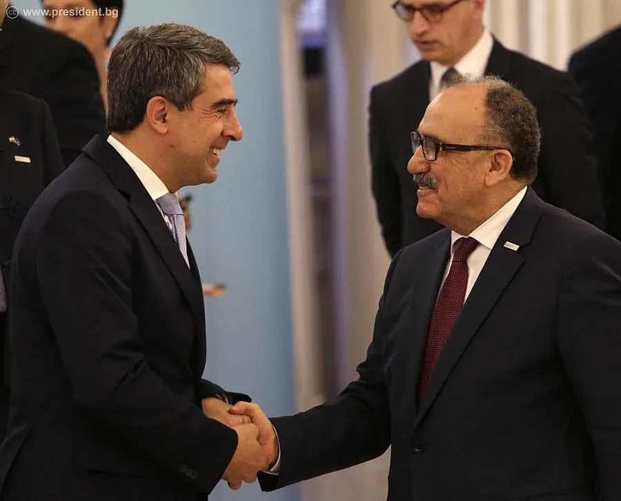 Плевнелиев: Спазете обещаното на съвета