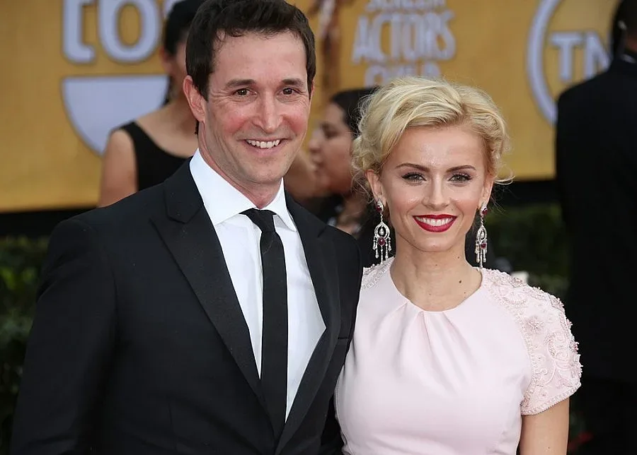 Ноа Уайли спретна тайна сватба