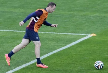 Англия без Рууни и 9 промени  