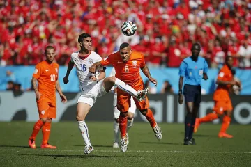 Апаши сразиха Холандия и Чили