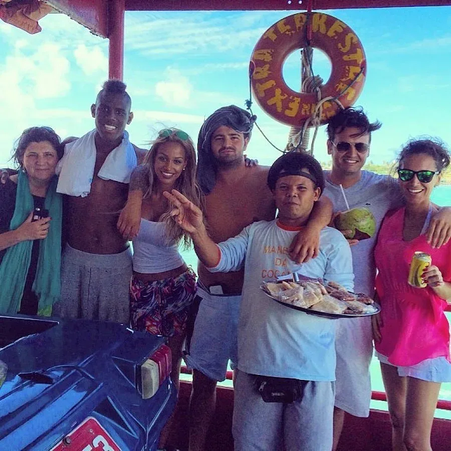 Супер Марио троши коли преди Уругвай