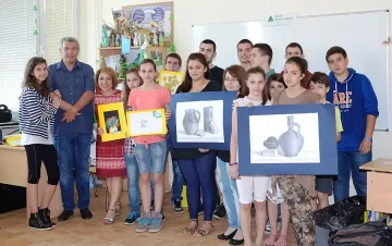 Ученици дариха 20 000 лв. за пеперудените деца