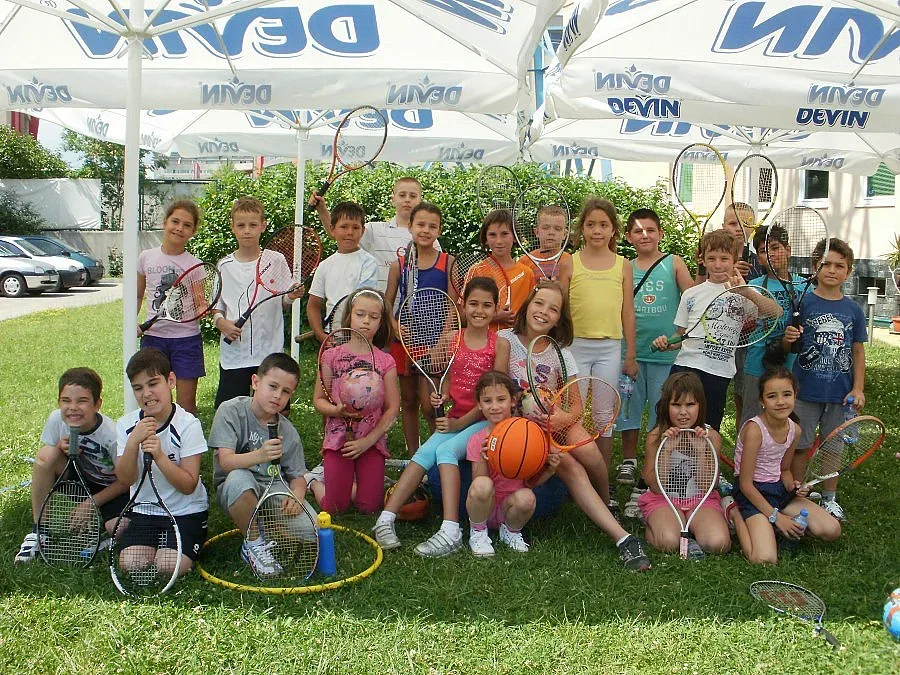 Тенис vs. скука през ваканцията