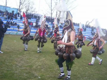 В Симитли събират помощи за приятелите кукери от село Турия