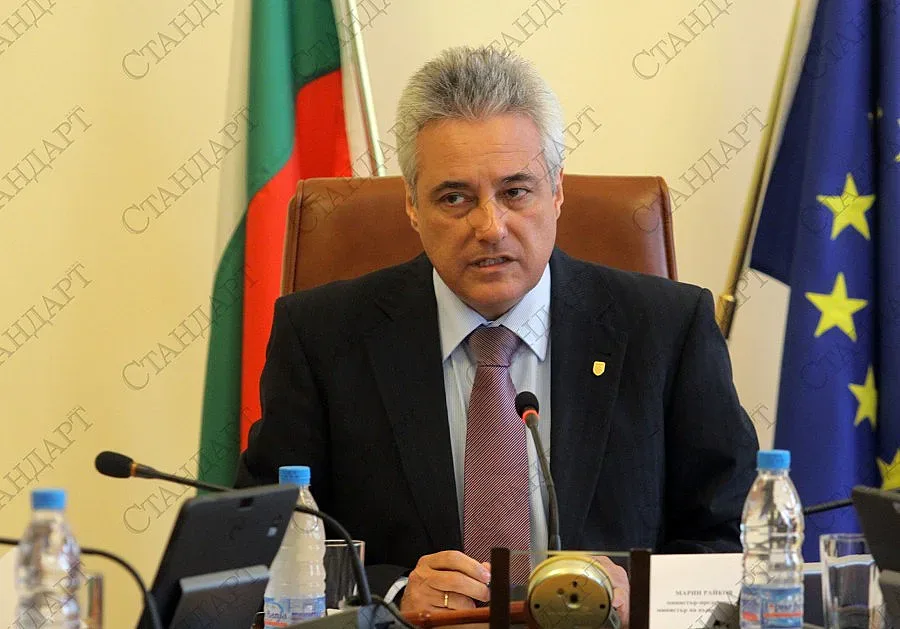  Българското посолство в Италия е получило мощи на Св. Николай Чудотворец