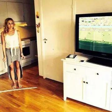 Пяна гони досадни жени