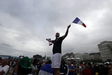 Светът е син, ликува Франция