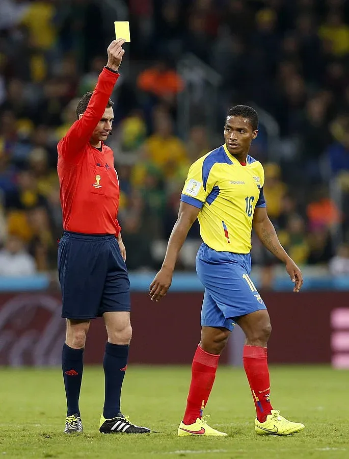 Антонио Валенсия подписа нов договор с Юнайтед