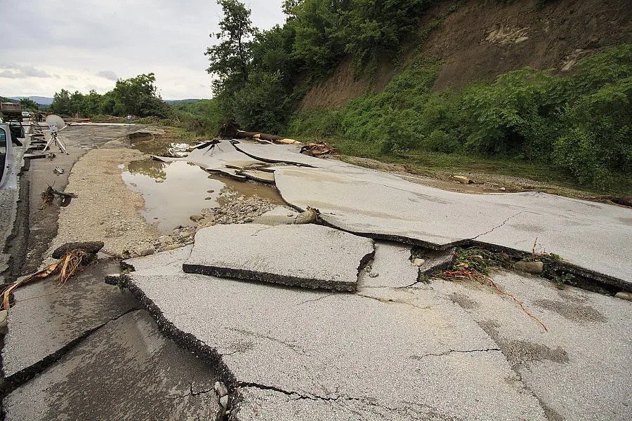 Възстановяват Прохода на републиката до месец