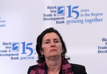 Потопът ще удари туризма и реколтата