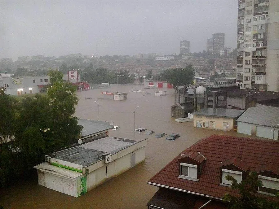 Потоп без край (ОБЗОР)