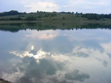 Язовир Смолница прелива към язовир Козлодуйци