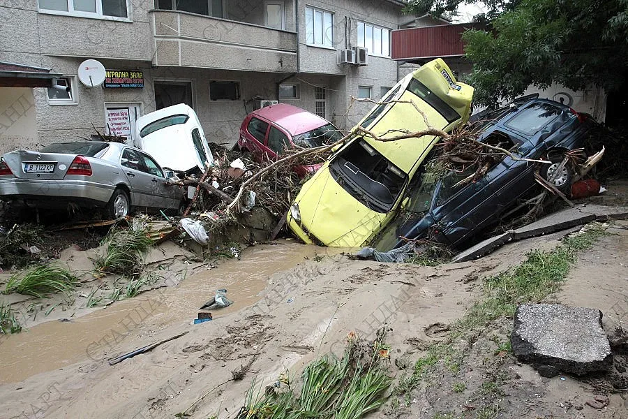 Старозагорци готови да изпратят хора и техника помощ на варненци