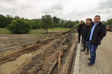 Лазаров: Да не взимаме прибързани решения за ситуацията