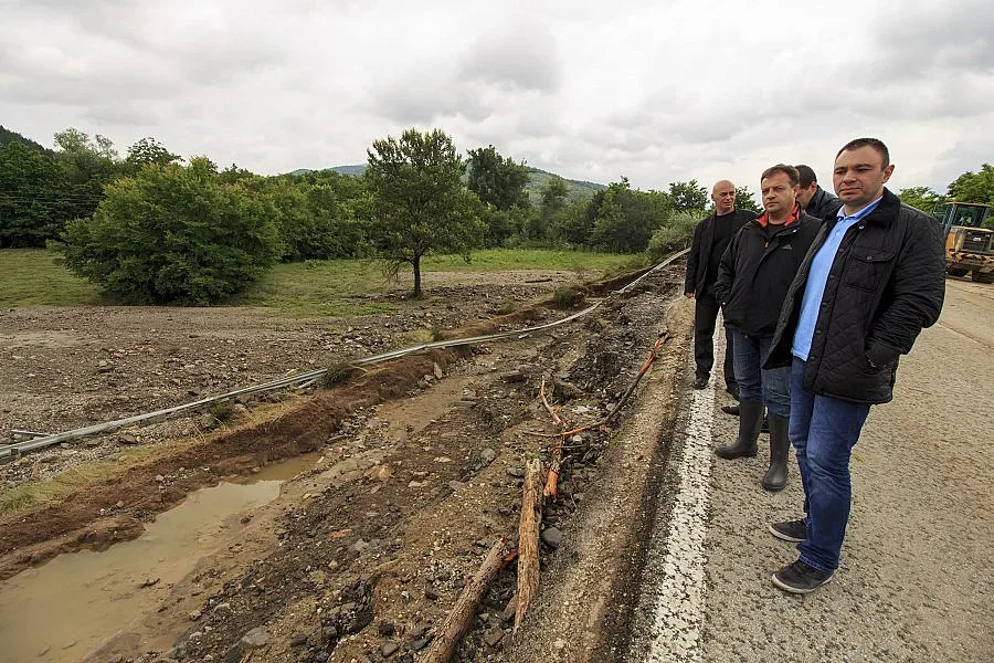 Лазаров: Да не взимаме прибързани решения за ситуацията