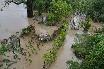 Евакуират с хеликоптери бедстващи от района на село Прилеп, Добричко