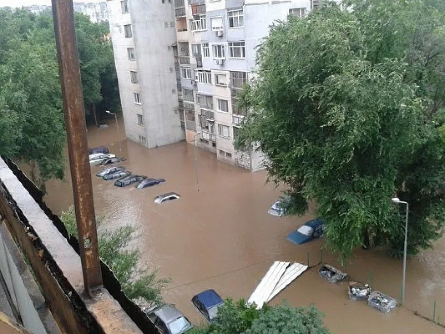 Откриха трета жертва на наводнението в Добрич