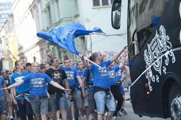 Левскарите с акция по събиране на средства за бедстващите във Варна