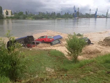 Аспарухово продължава да бедства