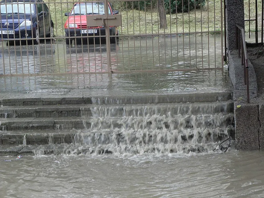 5-годишно дете се удави в потопа във Варна (ОБНОВЕНА)