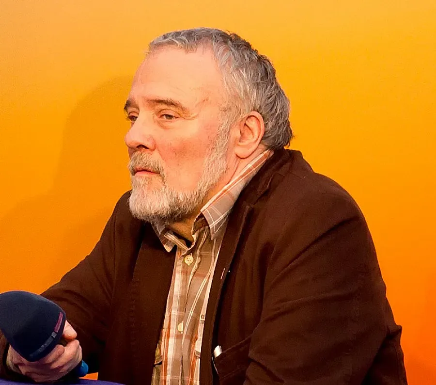 Дьорд Далош: Демокрацията не е бизнес за интелектуалци