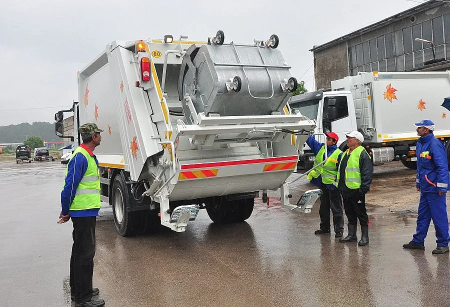 Монтана се сдоби с нова техника за боклука от Европа