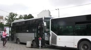 Верижна катастрофа с пътнически автобуси в Пловдив