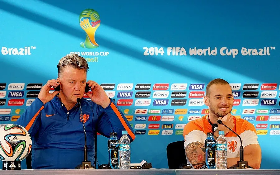 Снайдер: Трудно ще откажа на оферта от Ван Гаал за Юнайтед