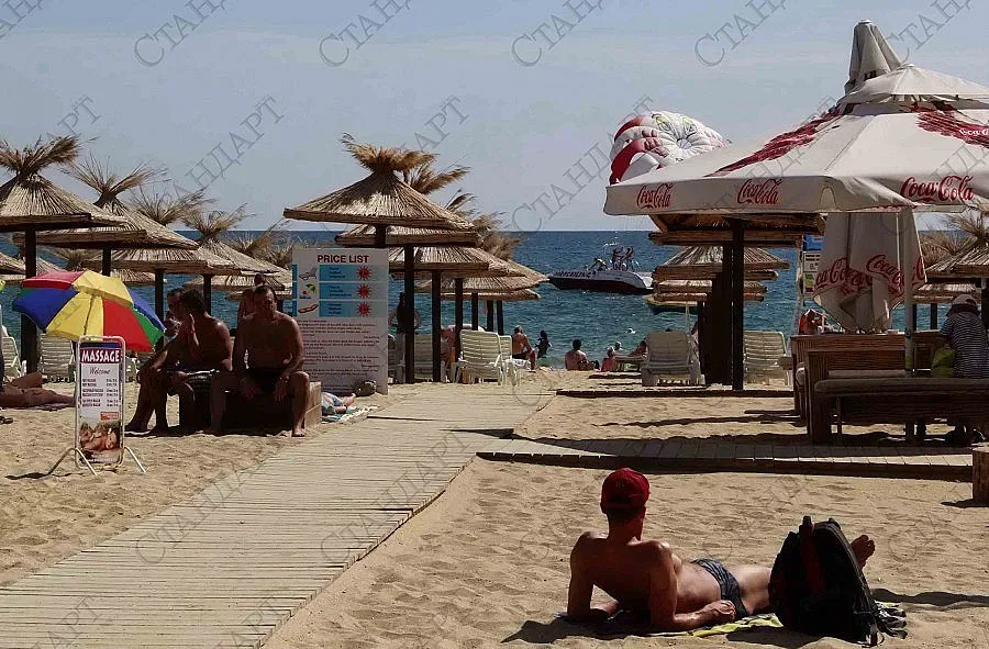 Водата в Златните е негодна за пиене и готвене, шефът на ВиК отрича