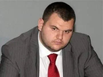 Пеевски: Василев източи милиард от КТБ през фирми- пощенски кутии (ОБНОВЕНА)