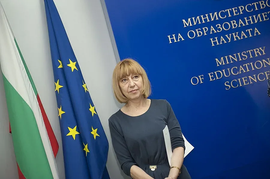 Научният фонд спря кранчето за фирми