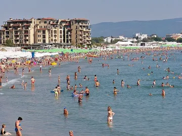 Разбиха наркодепо в Слънчев бряг