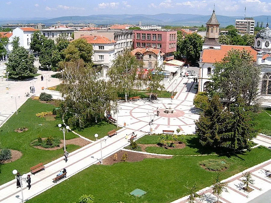 Арестуваха семейство лихвари в Карнобат