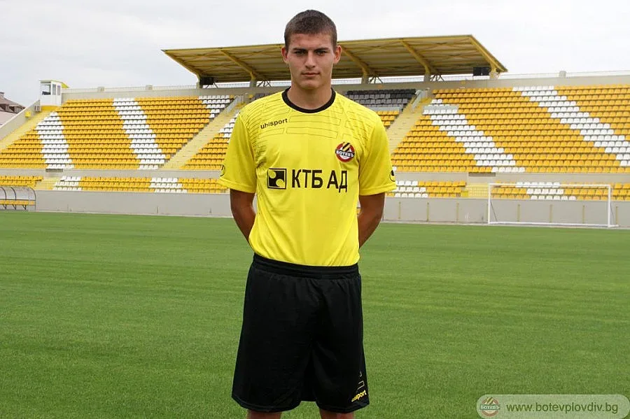 Ботев Пд пуска в продажба екипите за Лига Европа (СНИМКИ)