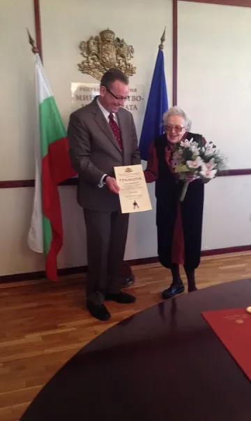 Почина доайенът на текстилното изкуство Лили Вермут